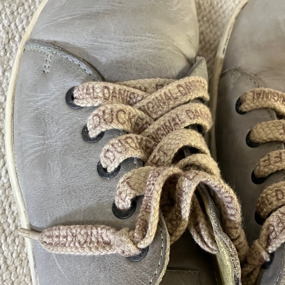 Birkenstock women’s size 38 gray Sneakers - leather upper and footbed - Picture 15 of 16